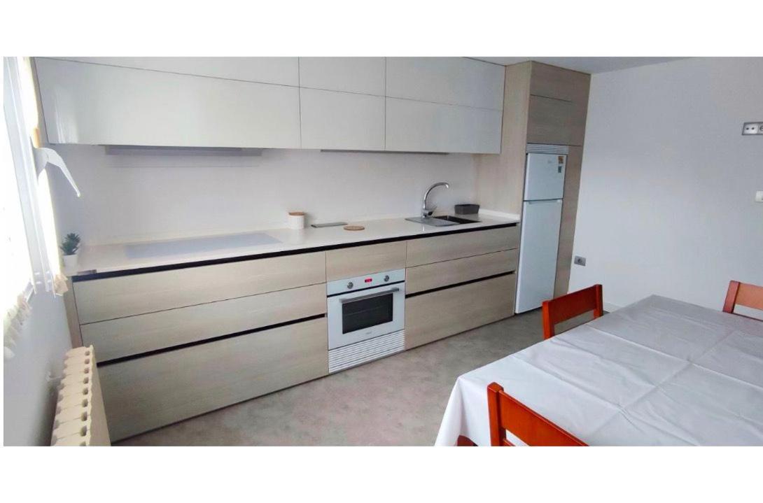 Acogedor Atico Cerca Del Mar By Bebalmy Apartment O Grove Luaran gambar
