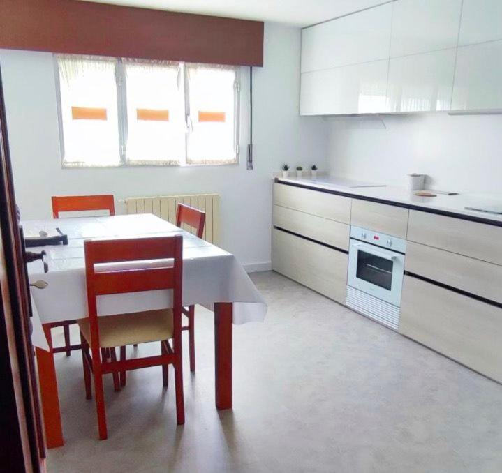Acogedor Atico Cerca Del Mar By Bebalmy Apartment O Grove Luaran gambar
